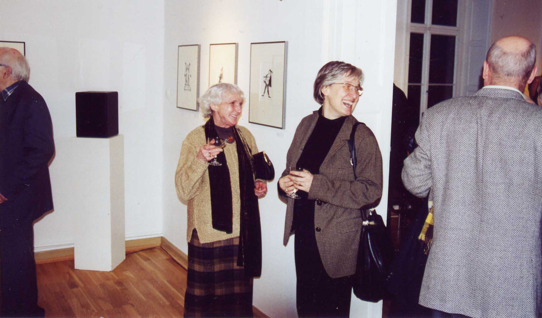 Franzi Ebert und Dr. Katja Schneider zur Vernissage